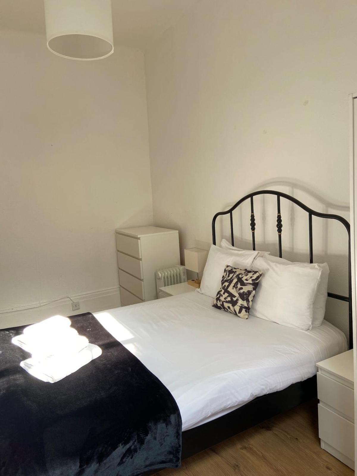 In The Heart Of Soho Apartment *