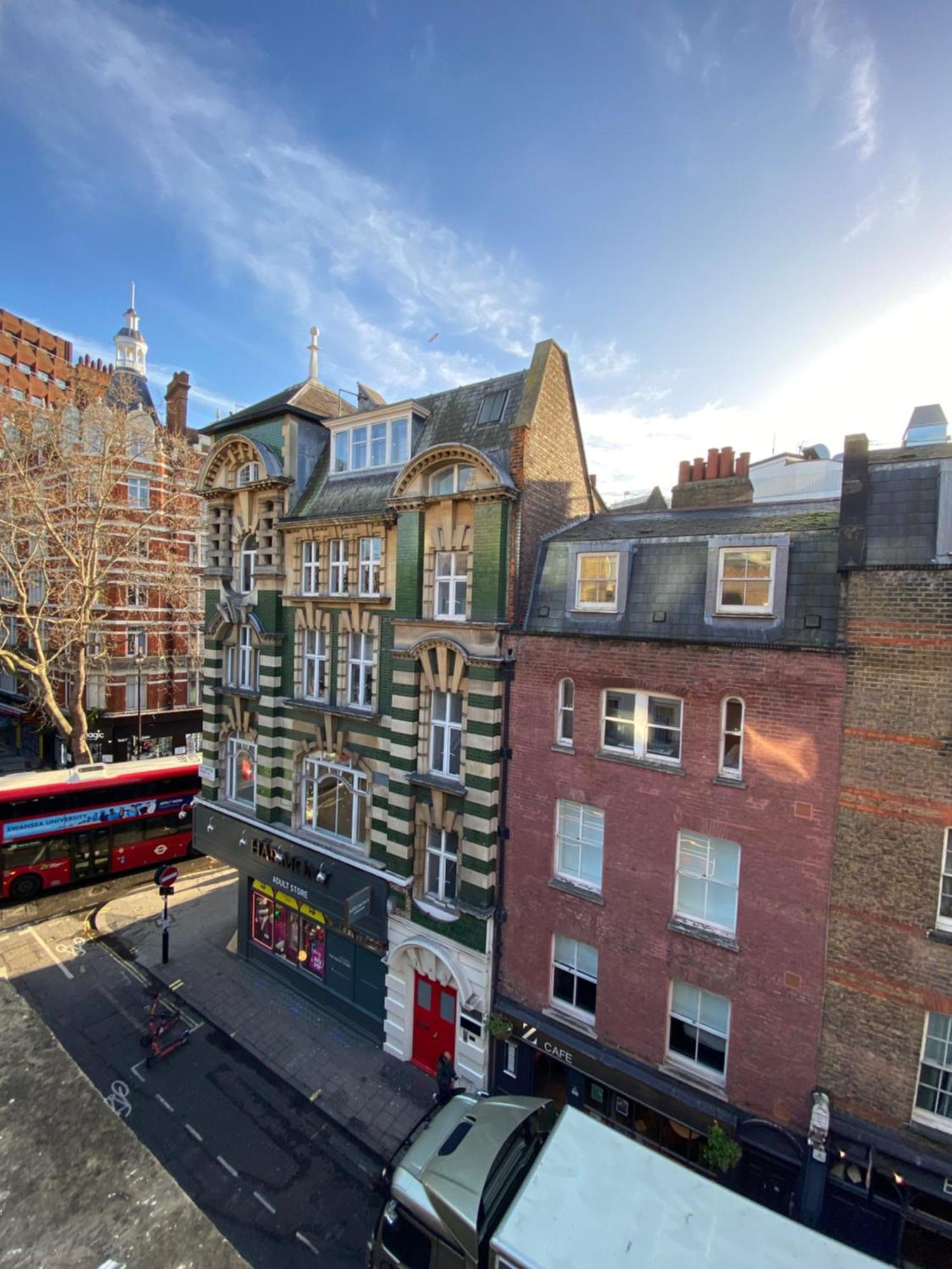 In The Heart Of Soho Apartment